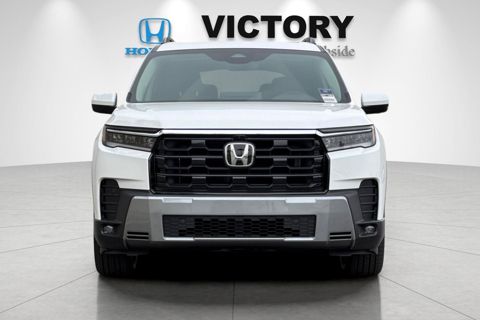 New 2026 Honda Pilot Touring image 8