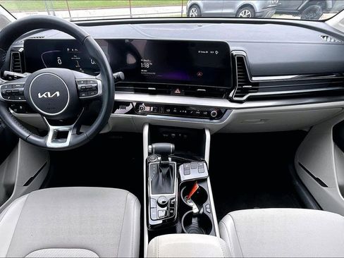 Used 2025 Kia Sportage EX w/ Premium Package FWD image 20