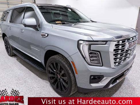 Used 2025 GMC Yukon XL Denali image 6