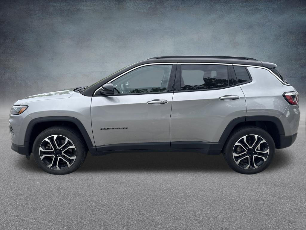 Used 2023 Jeep Compass Limited AWD/4WD image 3