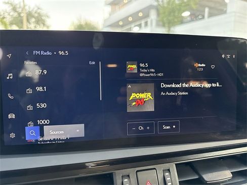 Used 2024 Lexus ES 300h w/ Premium Package image 16