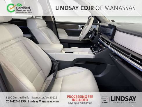 Used 2024 Hyundai Santa Fe Limited AWD/4WD image 15