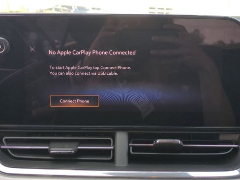 Certified 2024 Chevrolet Trax LT w/ Driver Confidence Package image 14