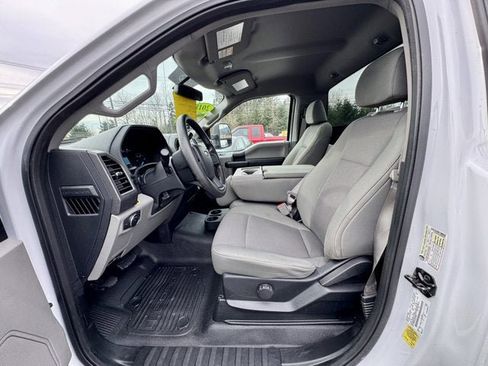 Used 2018 Ford F250 XL w/ Power Equipment Group image 9