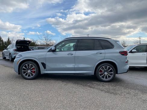 New 2026 BMW X5 xDrive50e w/ M Sport Package image 4