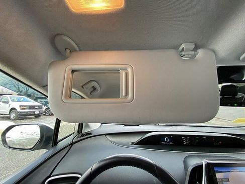 Used 2022 Toyota Prius Prime Limited image 56