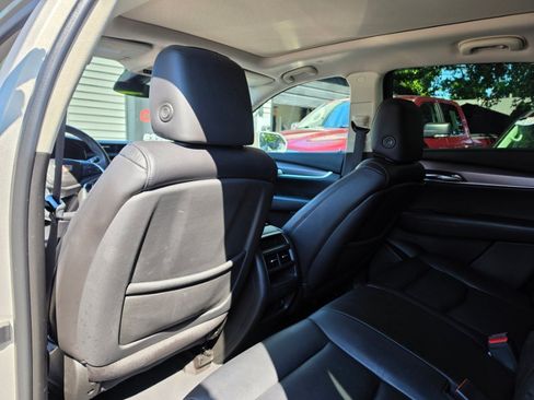 Used 2017 Cadillac XT5 Premium Luxury AWD/4WD image 28