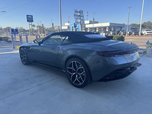 Used 2019 Aston Martin DB11 Volante image 3