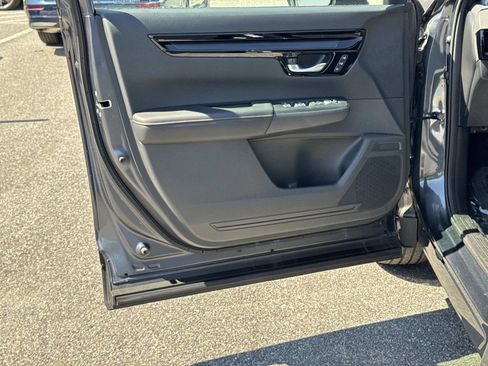 Certified 2025 Honda CR-V Sport Touring image 18