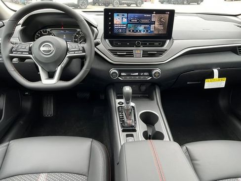 New 2026 Nissan Altima 2.5 SR AWD/4WD image 3