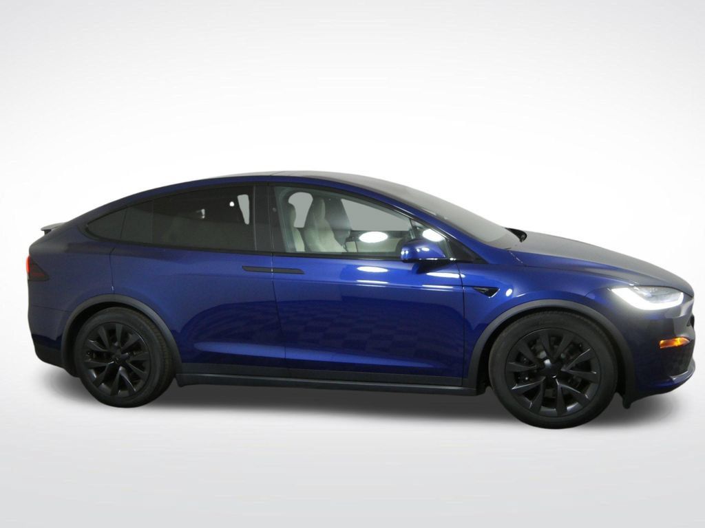 Used 2023 Tesla Model X AWD/4WD image 2