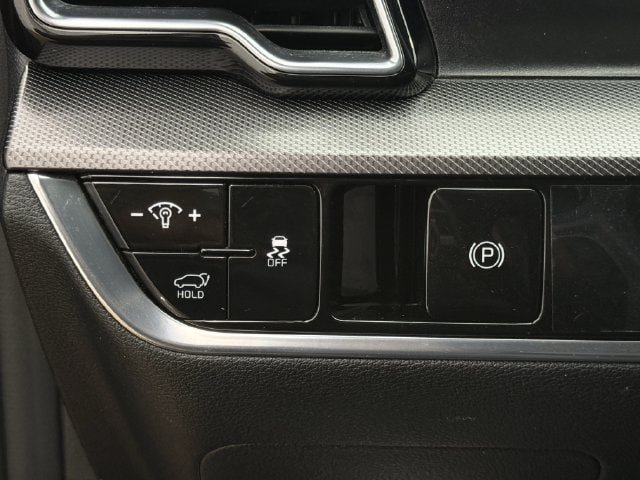 Used 2025 Kia Sportage SX FWD image 25