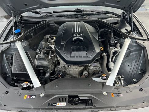 Used 2023 Genesis G70 2.0T image 10