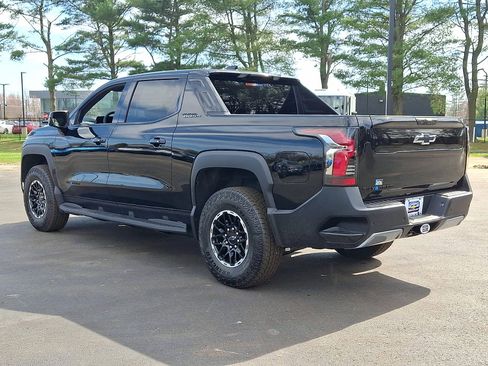 New 2026 Chevrolet Silverado EV Trail Boss image 11