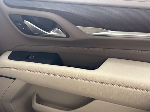 Used 2023 GMC Yukon Denali AWD/4WD image 30