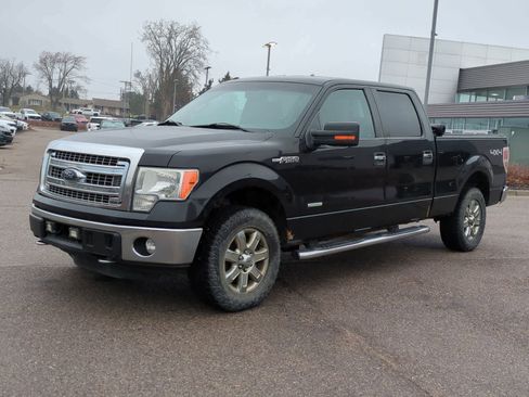Used 2014 Ford F150 XLT w/ Equipment Group 302A Luxury image 4