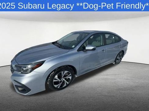 Used 2025 Subaru Legacy Premium image 4