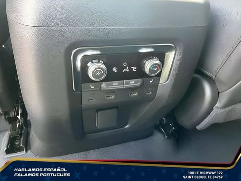 New 2026 GMC Yukon XL AT4 w/ AT4 Premium Plus Package AWD/4WD image 25
