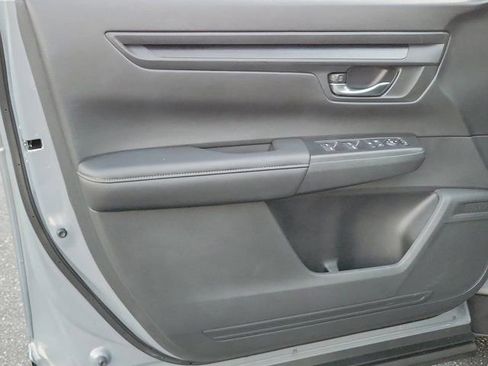 Used 2025 Honda CR-V EX image 21