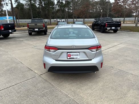 New 2026 Toyota Corolla LE image 5
