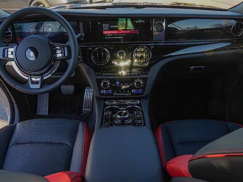 New 2026 Rolls-Royce Spectre image 35