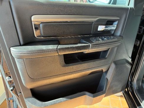 Used 2014 RAM 1500 Sport image 12