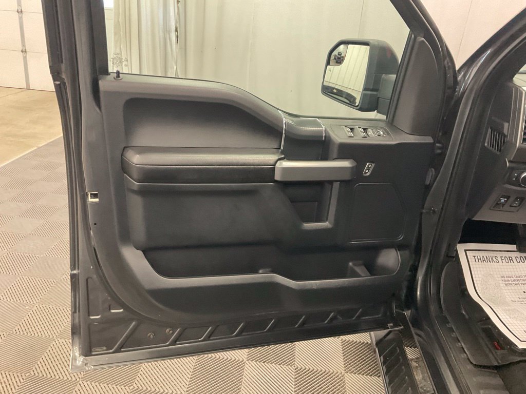 Used 2018 Ford F150 XLT w/ Equipment Group 302A Luxury AWD/4WD image 15