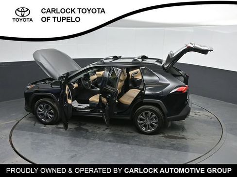 Used 2025 Toyota RAV4 Limited image 55
