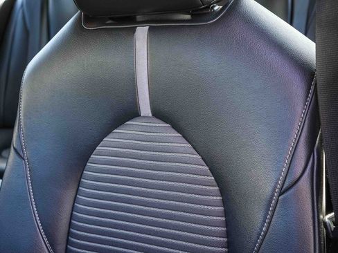 Used 2019 Toyota Camry SE FWD image 24