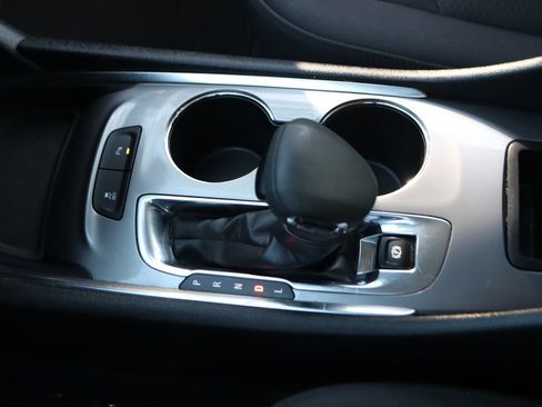 Used 2024 Chevrolet Malibu LT FWD image 30