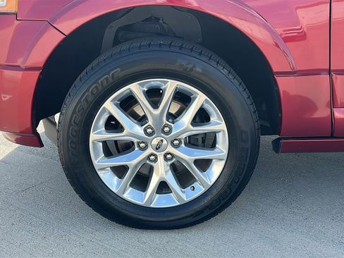 Used 2017 Ford Expedition Limited w/ Equipment Group 301A image 8