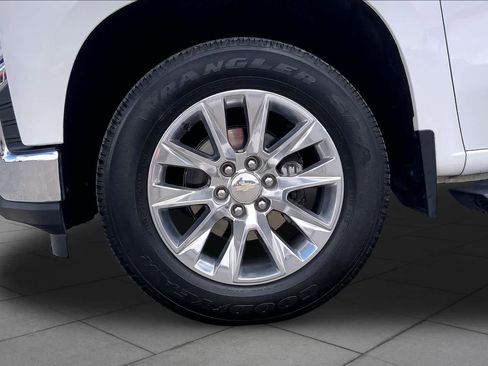 Used 2022 Chevrolet Silverado 1500 LTZ AWD/4WD image 11
