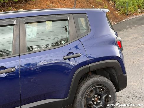 Used 2016 Jeep Renegade Sport w/ Power & Air Group AWD/4WD image 34