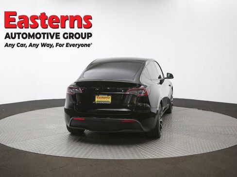 Used 2022 Tesla Model Y Performance image 36