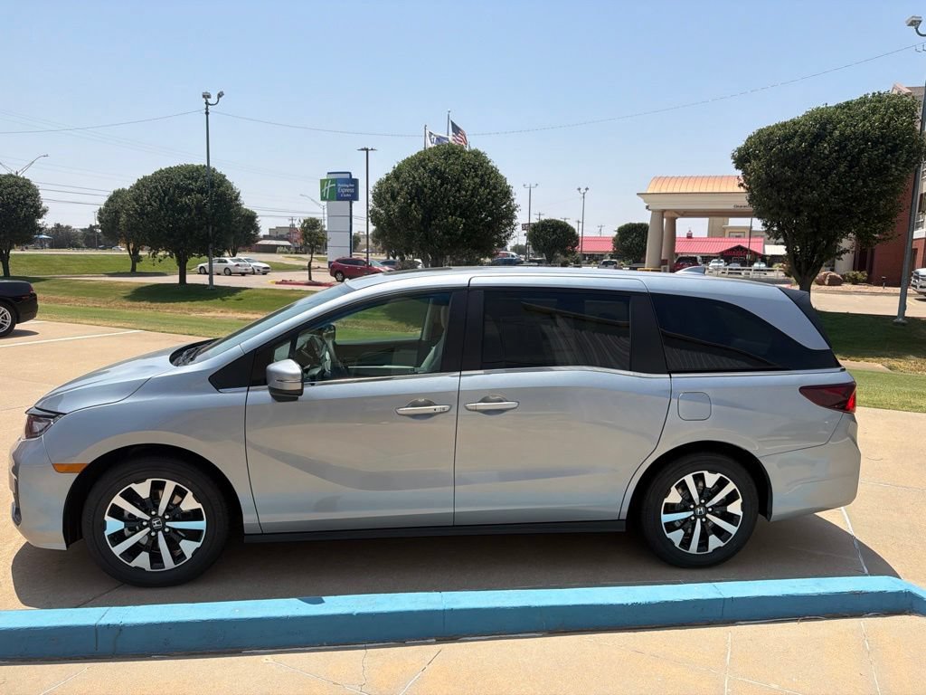 New 2026 Honda Odyssey EX-L image 5