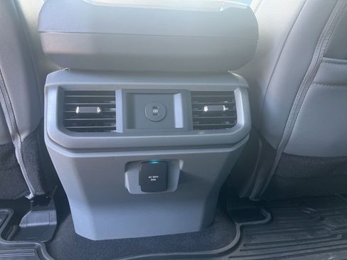 New 2025 Ford F150 Lightning Flash AWD/4WD image 9