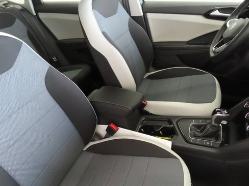 New 2026 Volkswagen Taos S FWD image 25