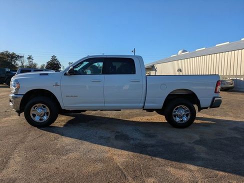 Used 2022 RAM 2500 Big Horn w/ Cold Weather Group image 7