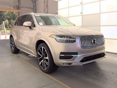 Used 2023 Volvo XC90 B6 Plus