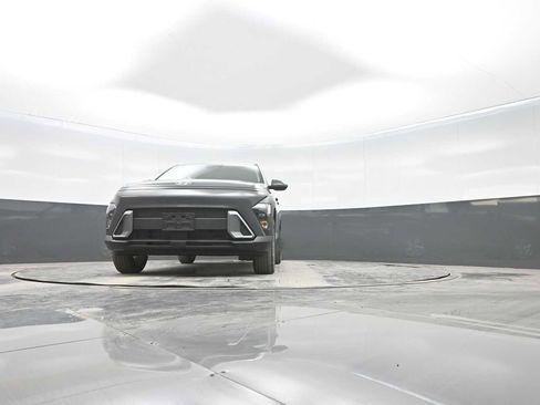 New 2026 Hyundai Kona SE image 24