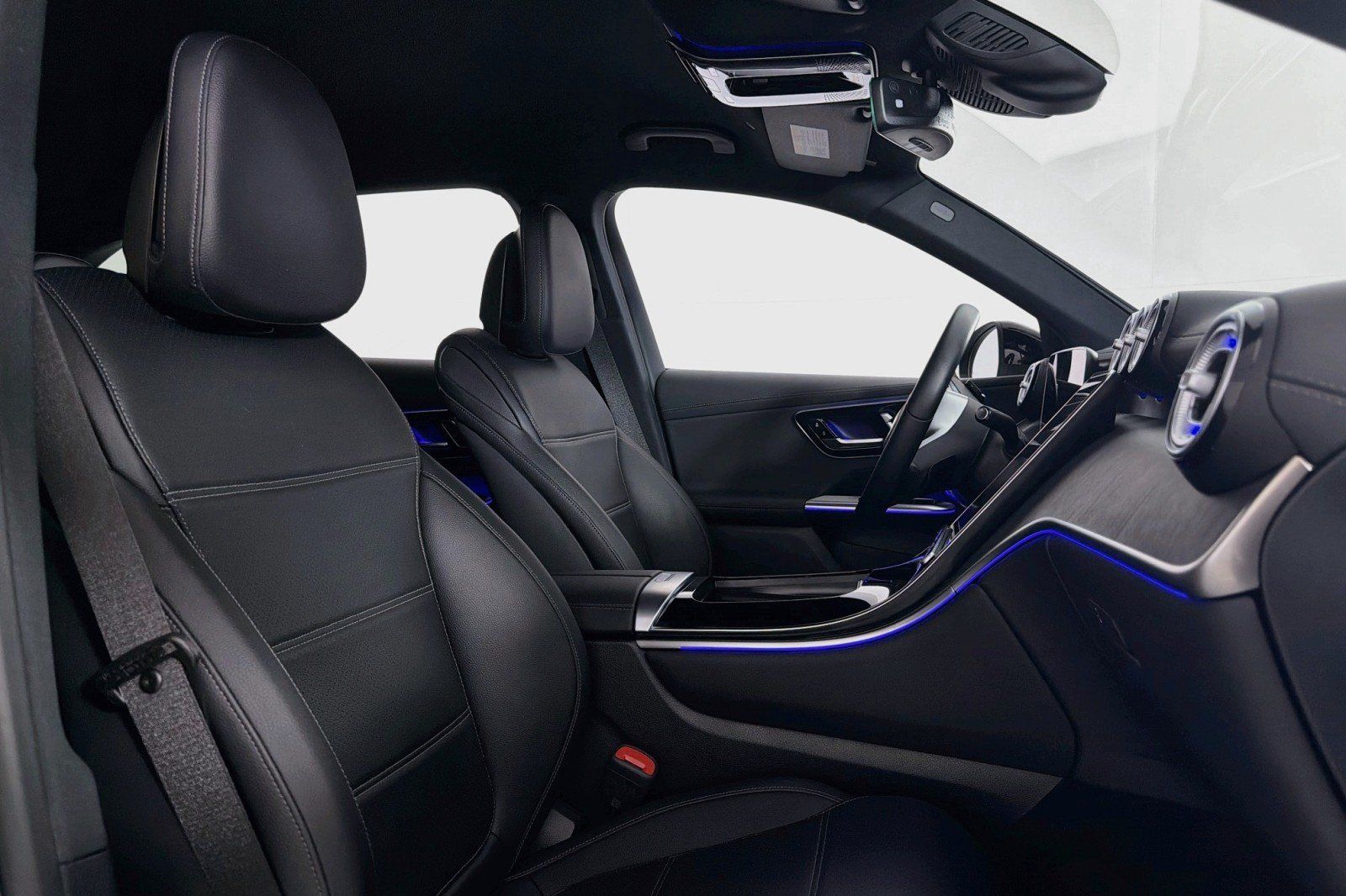 Certified 2025 Mercedes-Benz GLC 350e 4MATIC image 8