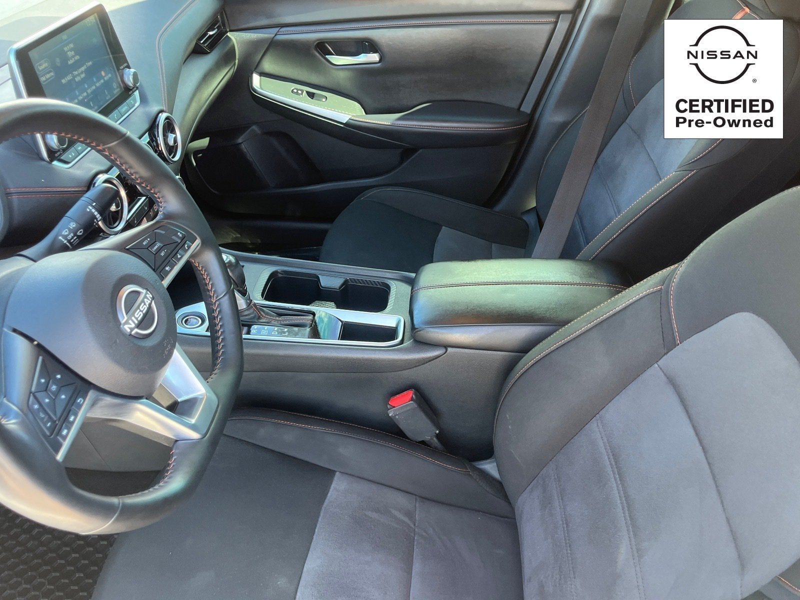 Certified 2025 Nissan Sentra SR FWD image 17