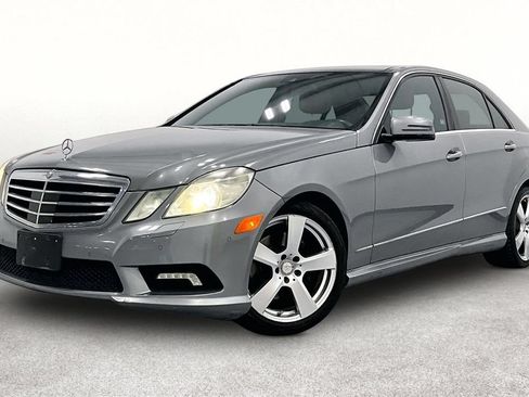 Used 2010 Mercedes-Benz E 350 Sedan image 11