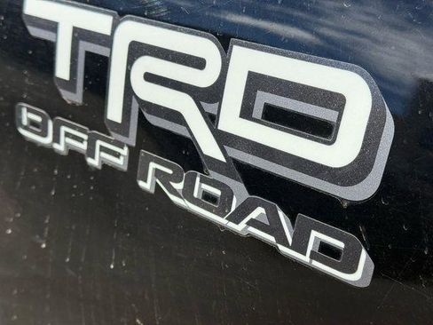 Certified 2024 Toyota Tacoma TRD Off-Road AWD/4WD image 10