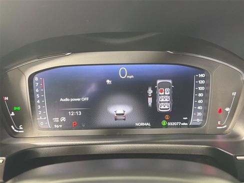 Used 2024 Honda Pilot Elite image 11