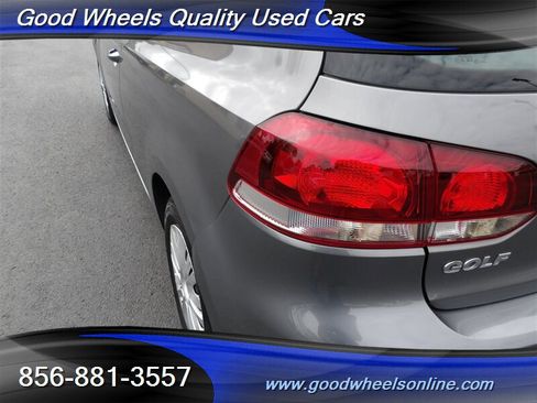 Used 2012 Volkswagen Golf 2-Door image 9