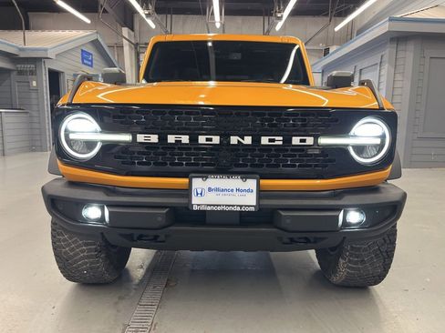 Used 2022 Ford Bronco Wildtrak image 2