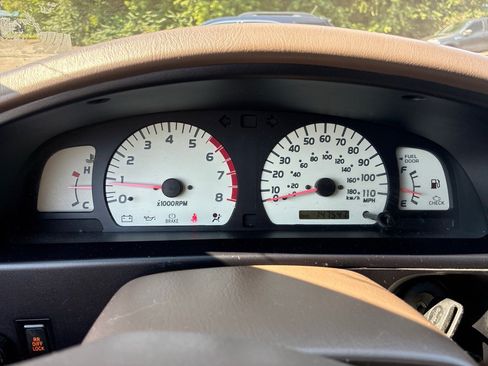 Used 2003 Toyota Tacoma PreRunner RWD image 7