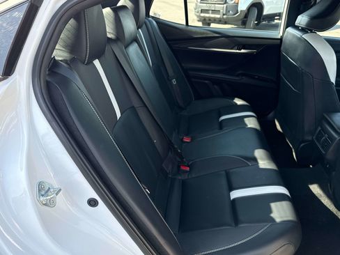 Used 2025 Toyota Camry SE FWD image 16