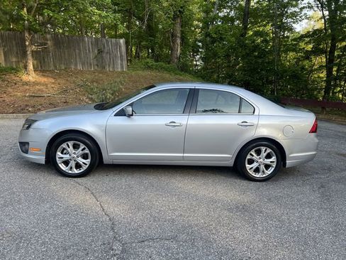 Used 2012 Ford Fusion SE FWD image 5